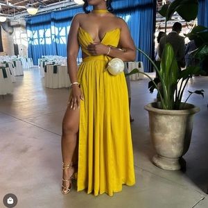 Miss circle Xella Yellow Pleated Chiffon Maxi Dress